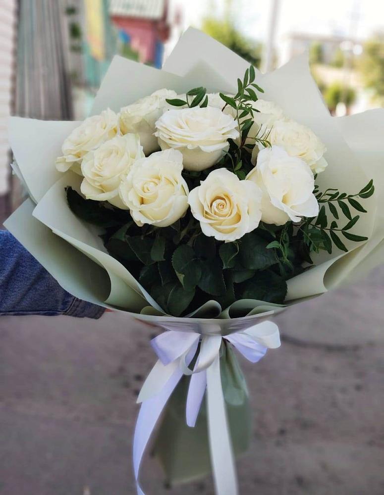 Букет Белые розы Проуд в Ищёрской