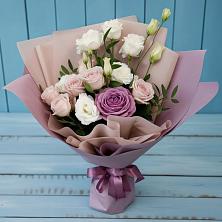 Букет цветов из:  Розы и Лизиантусы в Ищёрской