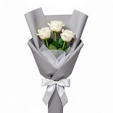 Букет 3 белые розы в Ищёрской