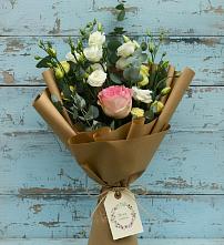 Букет цветов из:  Розы и Лизиантусы #REPLACE_PRED# Ищёрской