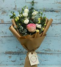 Букет цветов из:  Розы и Лизиантусы в Ищёрской